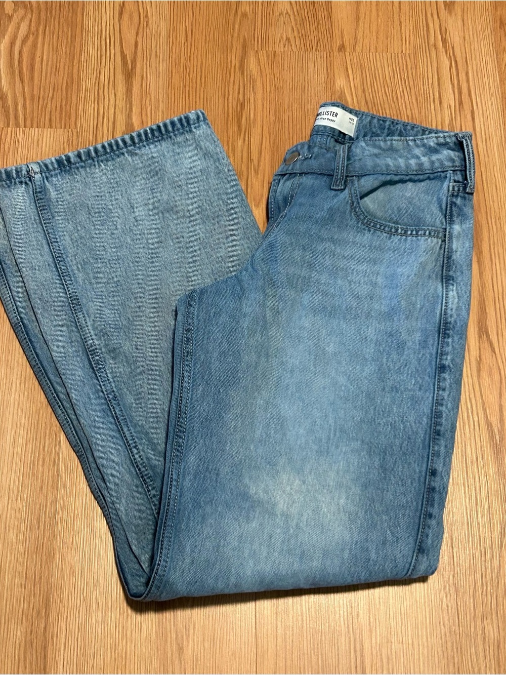 Hollister Low Rise Baggy Jeans Size 2L 26 Long Wide Leg Women’s